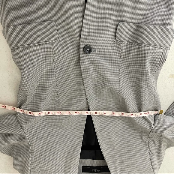 Zara Classic Fit Plaid Blazer - Picture 5 of 7